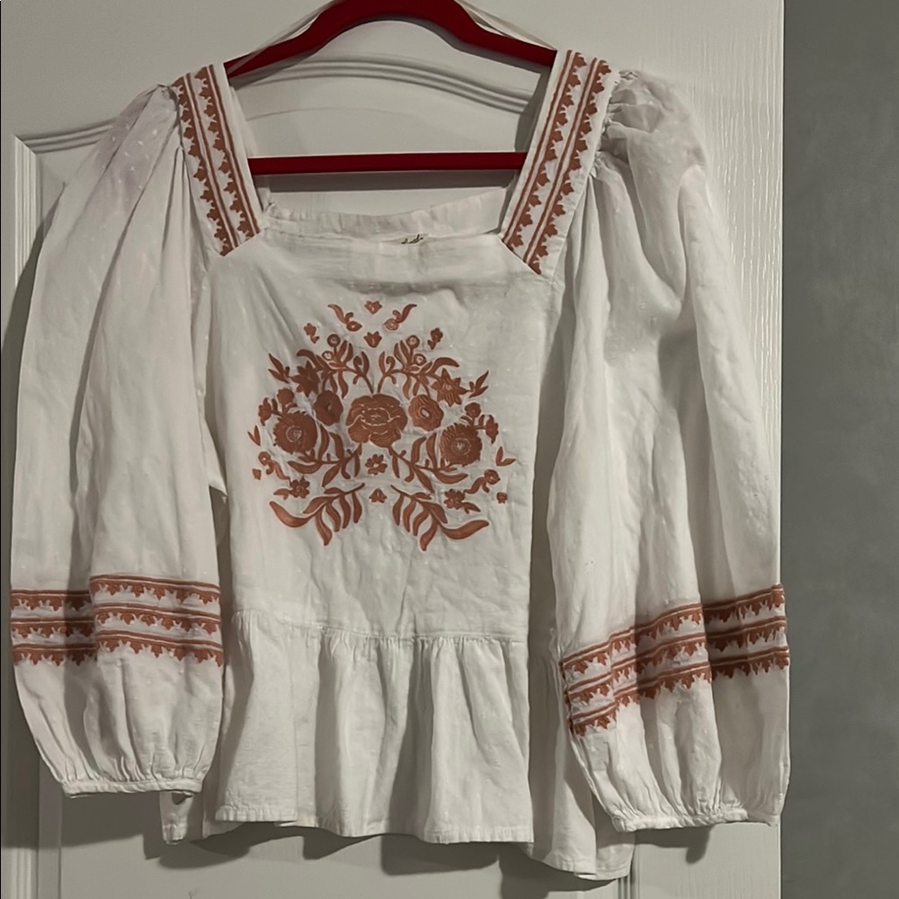 Universal Thread White and Brown Peplum Blouse with Puff Sleeves